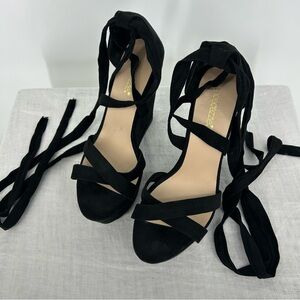 Shoe Dazzle Black Wedge Heels.Size 9.